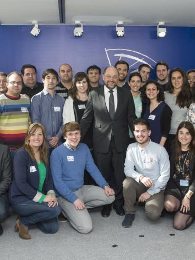 Juventudes Socialistas de España se reúne con Martin Schulz en su visita al Parlamento Europeo